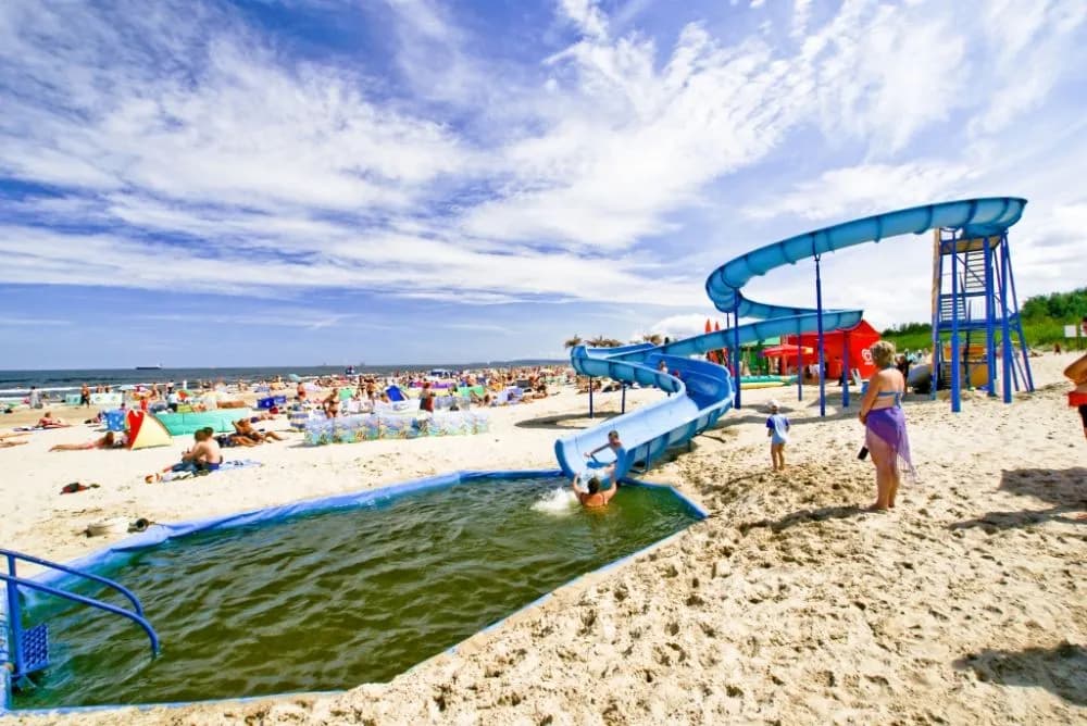 Gdzie nad morze z dzieckiem? Najlepsze miejsca i porady dla rodzin