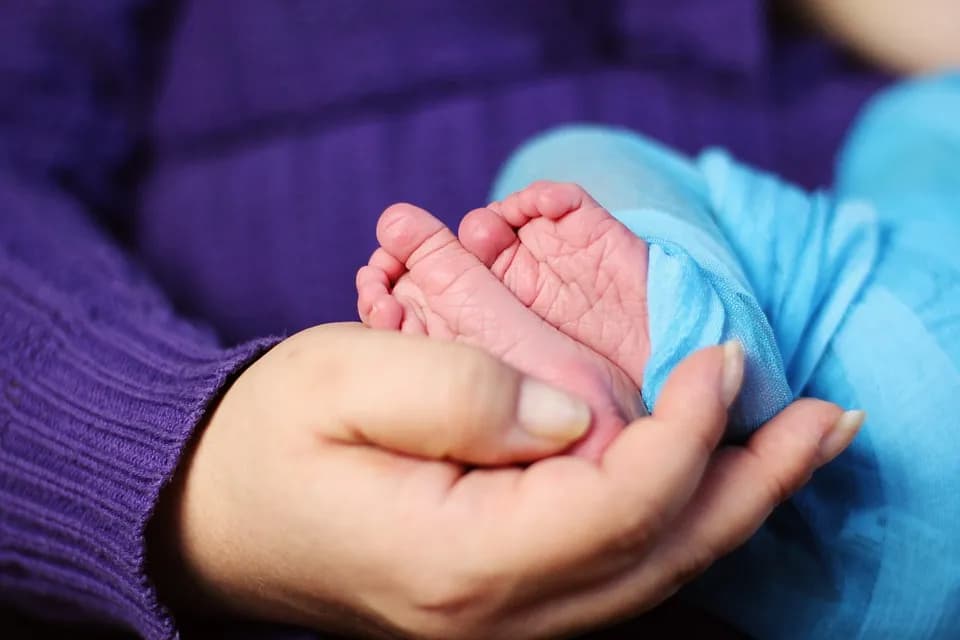Gdzie można zrobić kurs opiekunki dziecięcej i zdobyć pewność siebie?