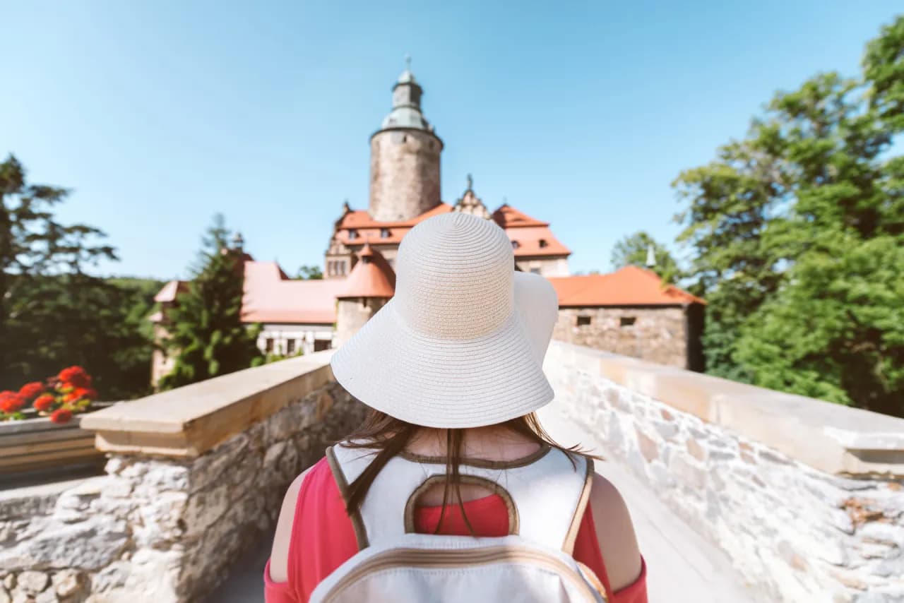 Gdzie na weekend z małym dzieckiem? Odkryj najlepsze miejsca na rodzinny wypoczynek