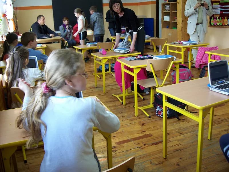 Szkoła integracyjna Poznań – najlepsze opcje dla dzieci z niepełnosprawnością